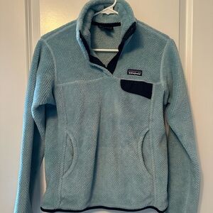 Patagonia Women's Light Blue Fleece Pullover